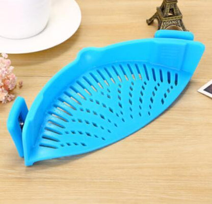 Fantastic Silicone Clip-on Strainer Draining Liquid Oil - Top Kitchen Essentials